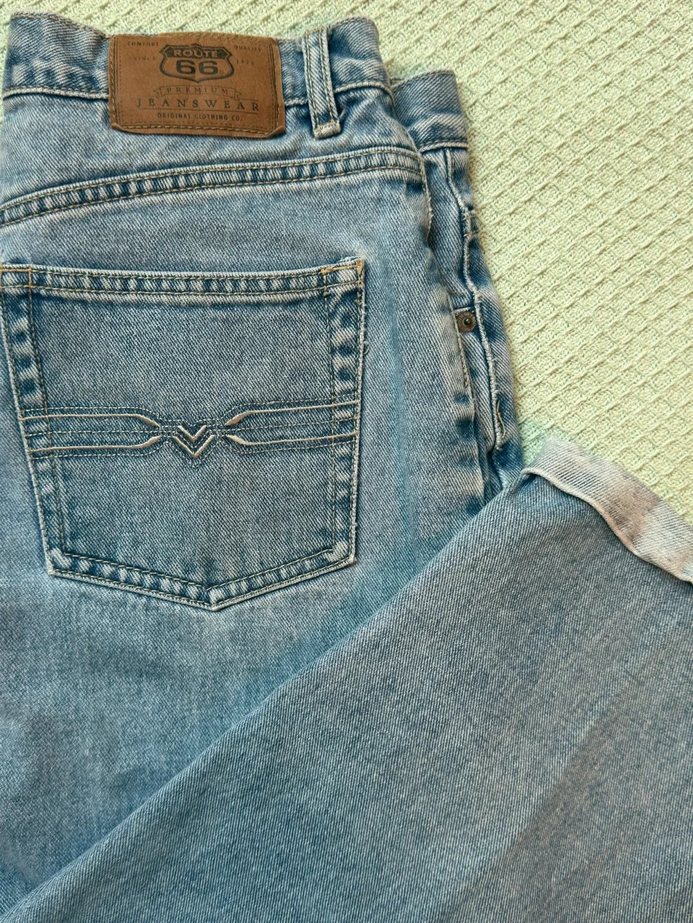 Route 66 Women’s Y2K Light Wash High Rise Mom Jeans Size 13/14 Cropped Denim
